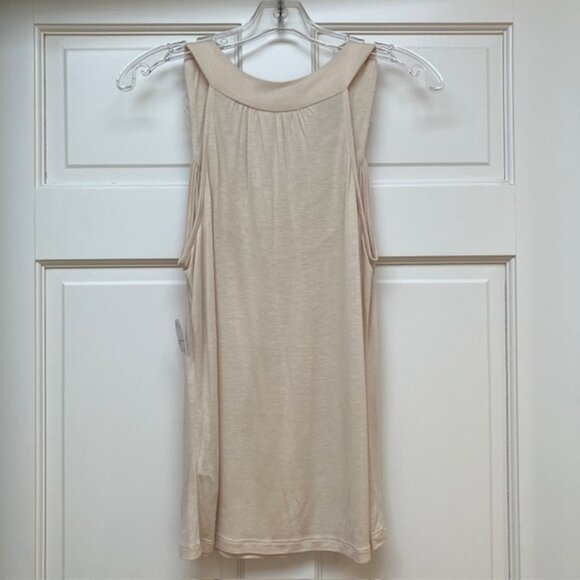 NWT Forever 21 Cream colored rosette tank top S - Picture 2 of 6